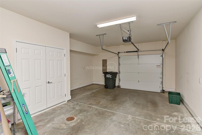 Building Photo - 13047 Tinton Ave