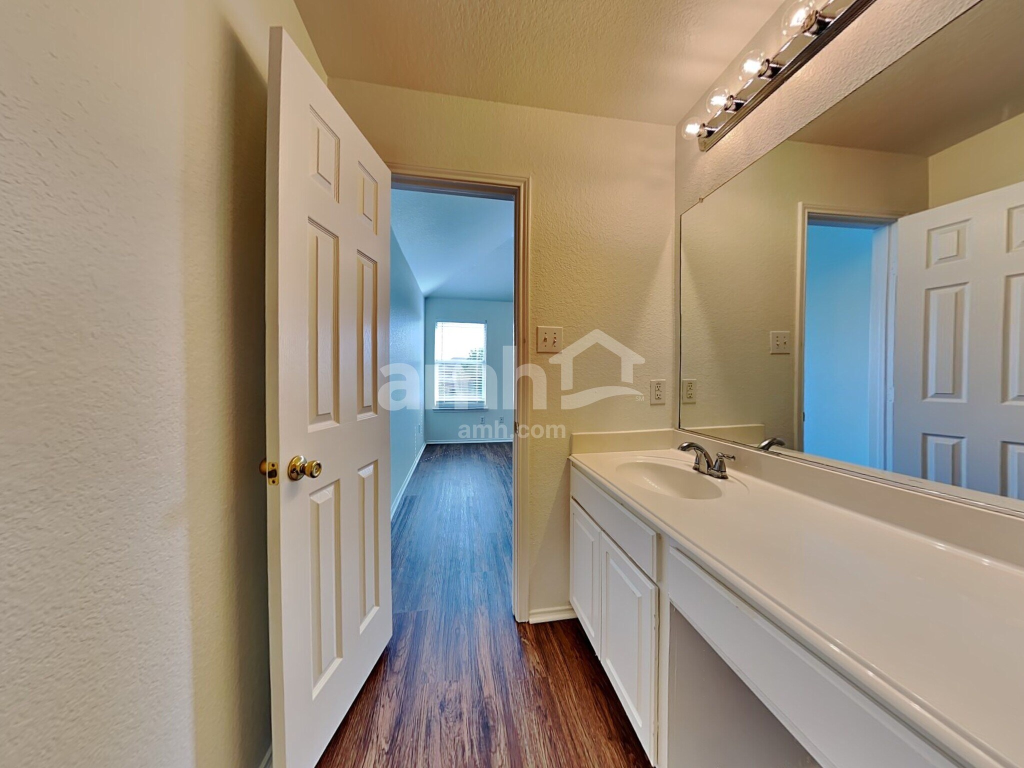 Building Photo - 11741 Cottontail Dr