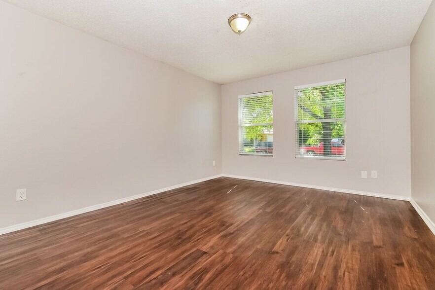 Building Photo - 3808 Kenzie Ct