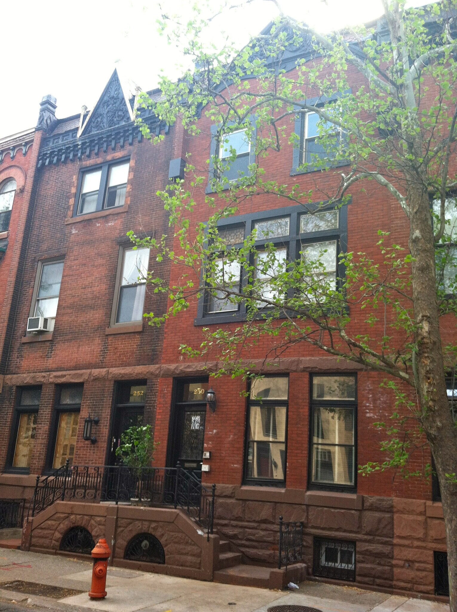 Building Photo - 250 S 23rd St