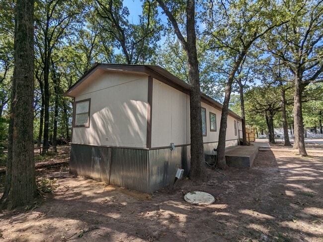 Building Photo - 103 Cardinal Ln