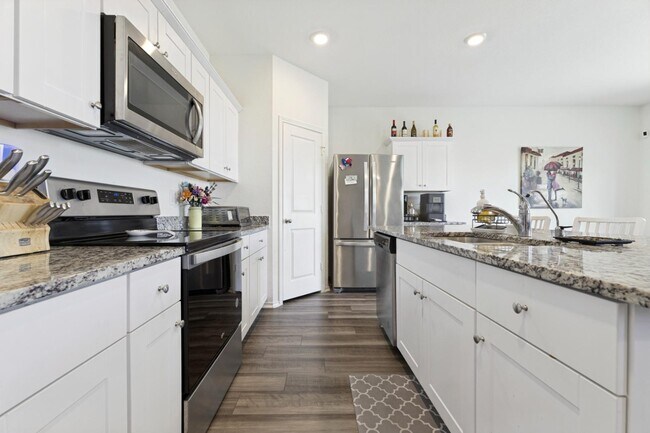 Building Photo - 5810 Rue Picasso