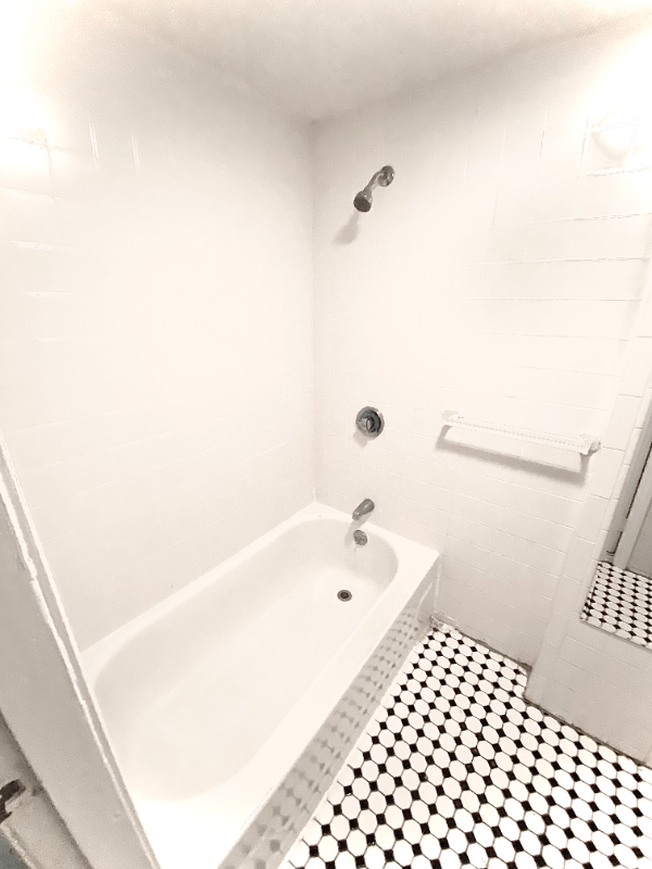 Building Photo - 56 Mozart St