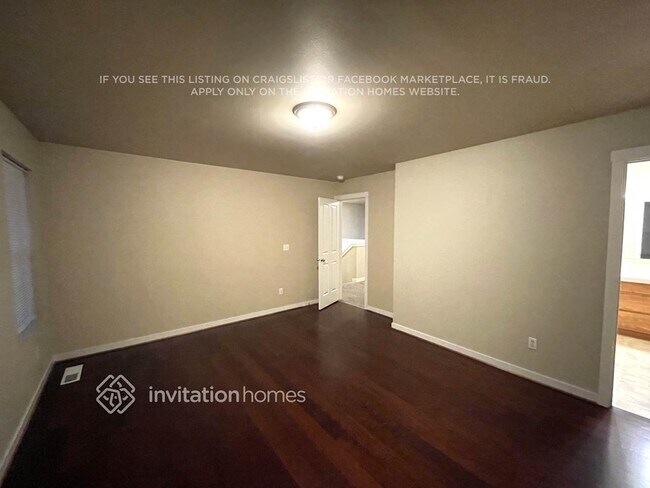 Building Photo - 14102 11th Pl W