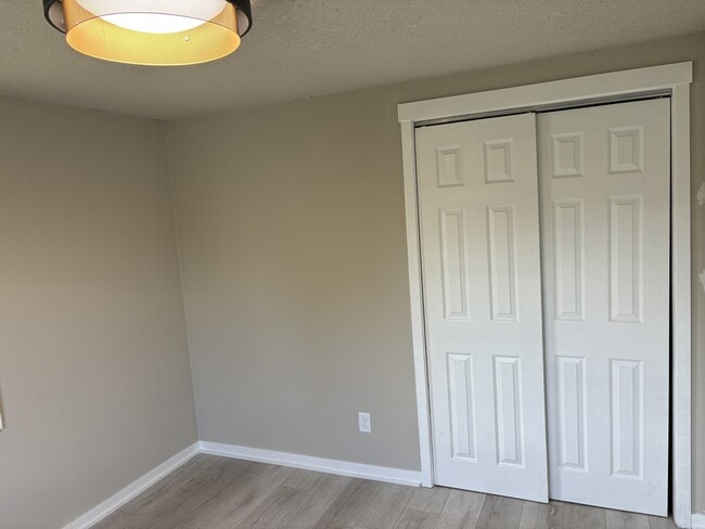 Building Photo - 209 N 22nd St