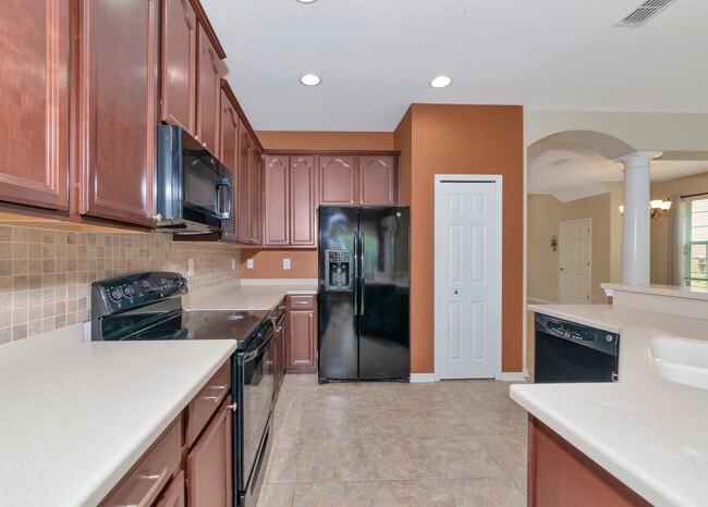 Building Photo - 5519 Napa Dr