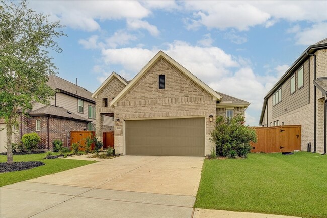 Building Photo - 21138 Garden Palm Dr