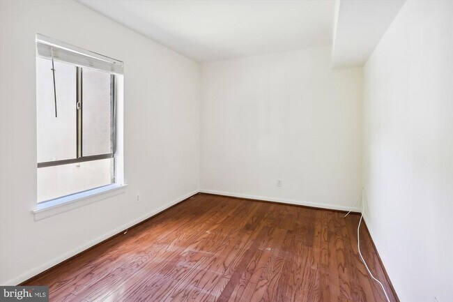 Building Photo - 2255 Castle Rock Square