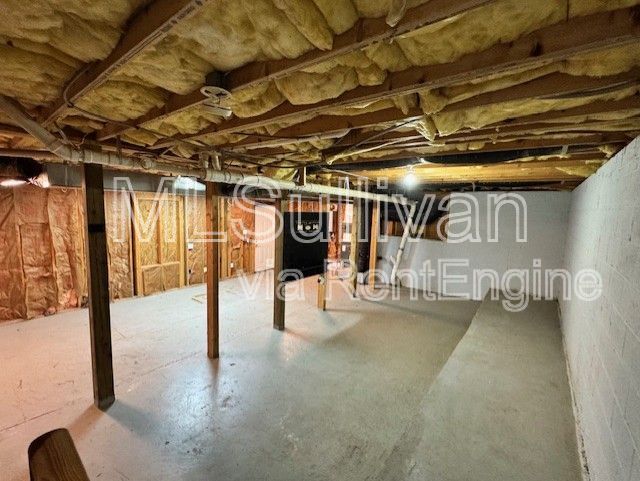 Building Photo - 302 Rushingwater Dr
