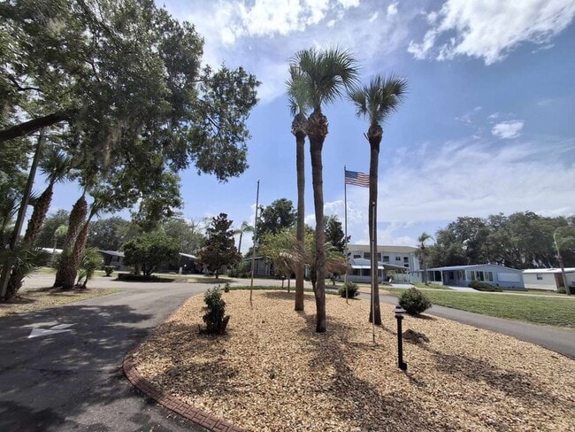 Building Photo - 34800 Minnow Ln