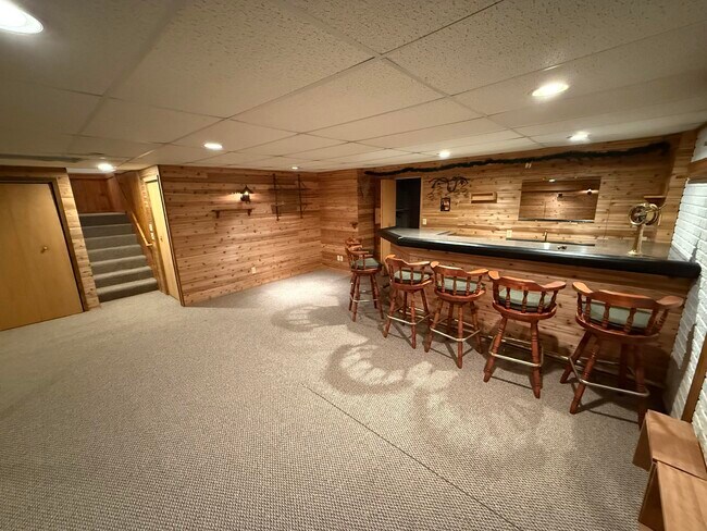 Building Photo - 2340 Robbie Ct