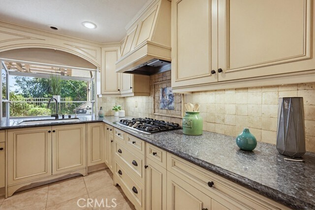 Building Photo - 3731 Columbia Cir