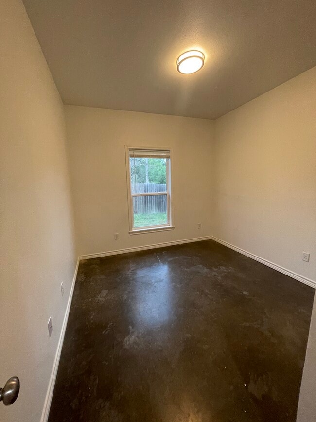 Building Photo - 6197 County Rd 1143