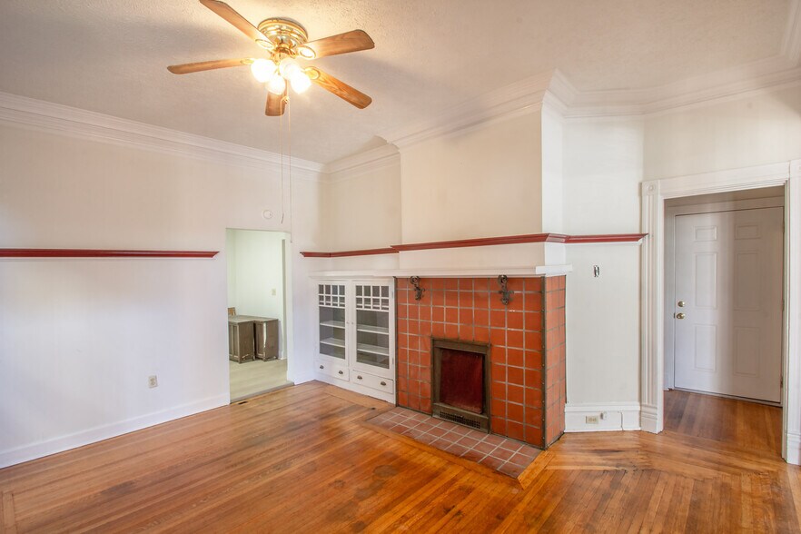 Building Photo - 439 Franklin Ave