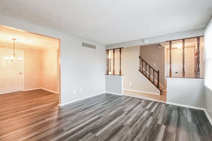 Building Photo - 1328 Brownswood Dr