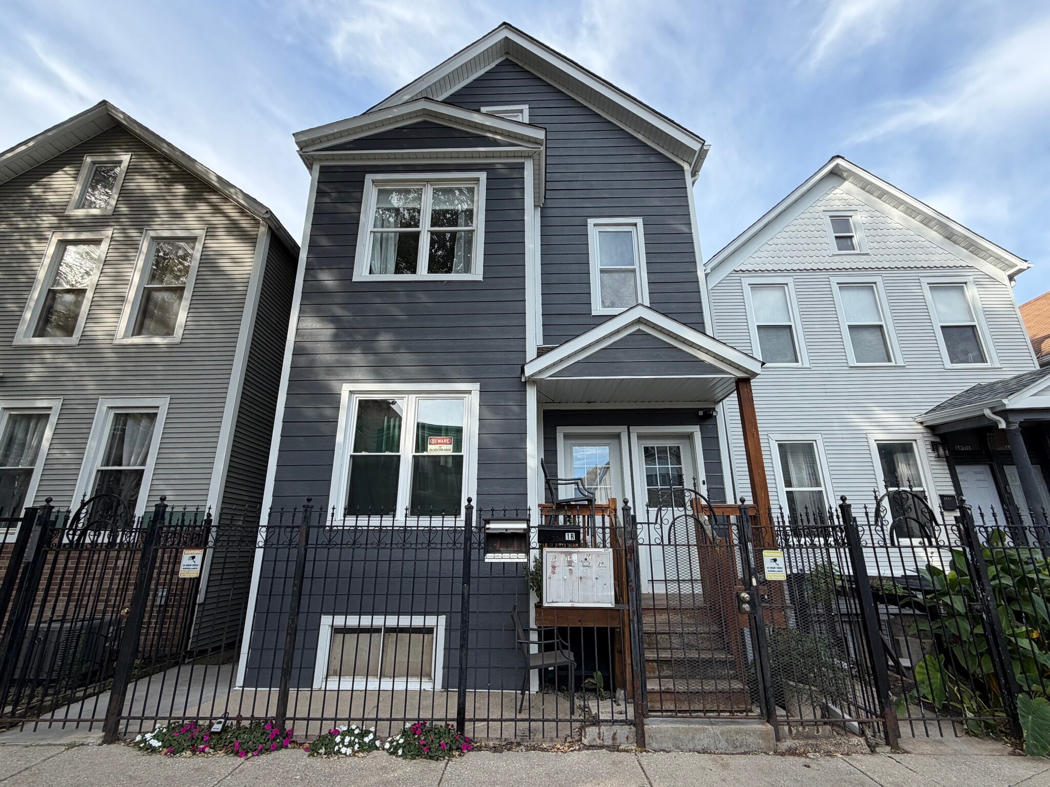 Building Photo - 1626 N Washtenaw Ave