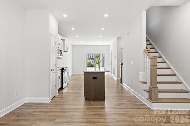 Building Photo - 120 Judson Ave