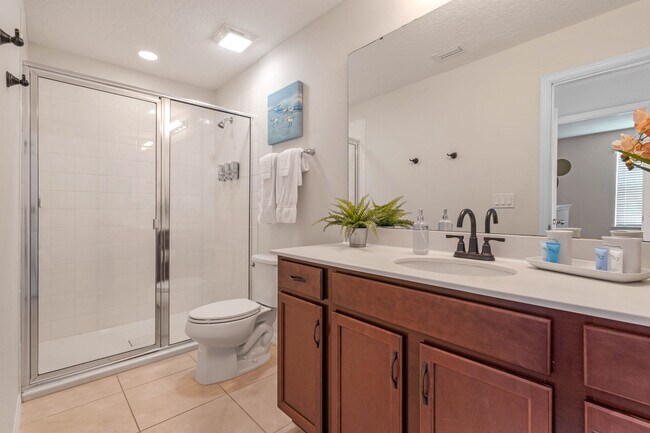 Building Photo - 1547 Carey Palm Cir