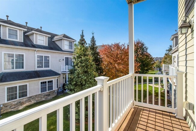 Building Photo - 1410 Half Moon Bay Dr