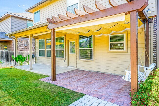 Building Photo - 13154 Beals Cir