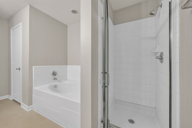 Building Photo - 9518 Milas Way