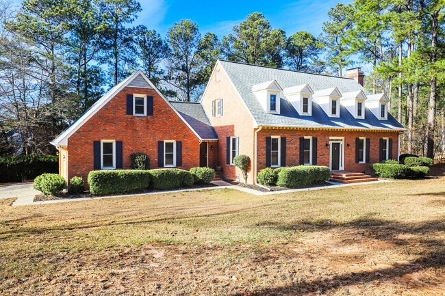 Building Photo - 809 Houndslake Dr