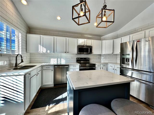 Building Photo - 10451 Lynx Ct
