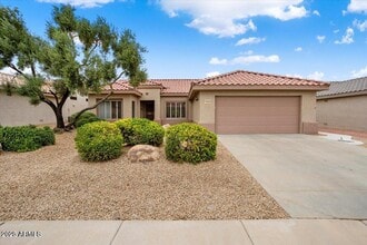 Building Photo - 16232 W Tapatio Dr