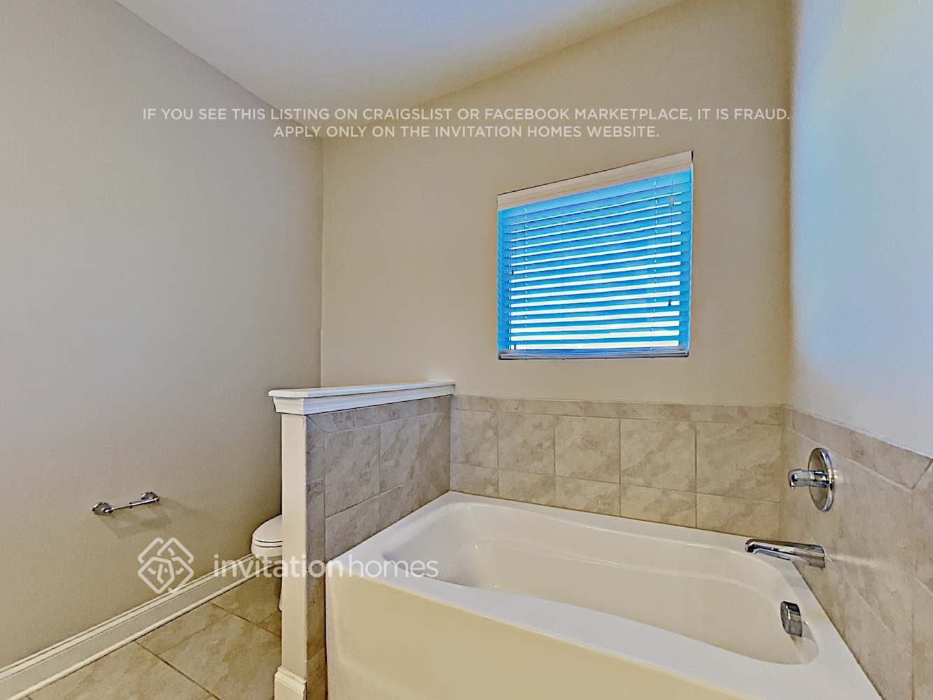 Building Photo - 5399 Roberta Crossing Dr