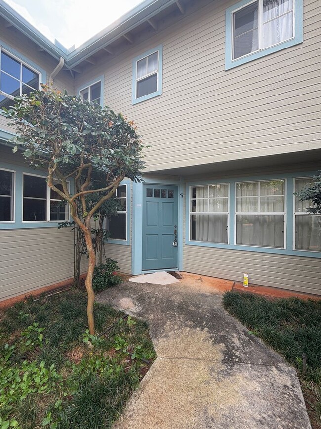 Building Photo - Mililani Mauka - Hampton Court - 3 Bdrm/2....