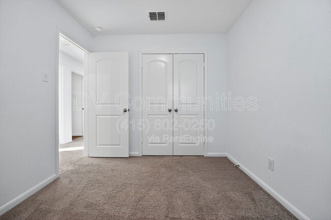 Building Photo - 582 Gabbro Gdns