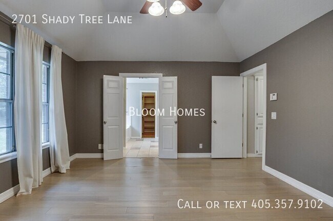 Building Photo - 2701 Shady Tree Ln