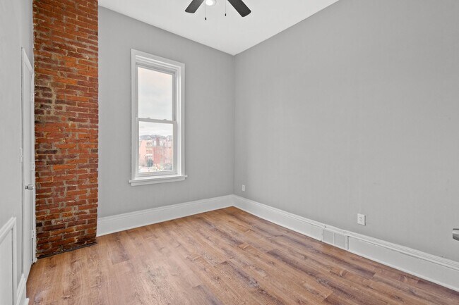 Building Photo - 1137 Sheffield St