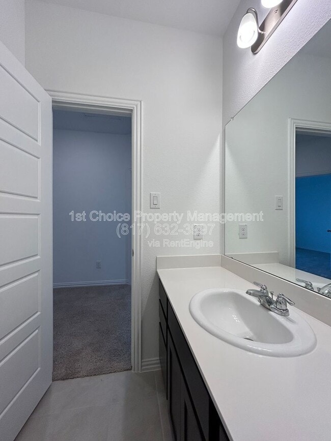 Building Photo - 1448 Sun Gdn Wy