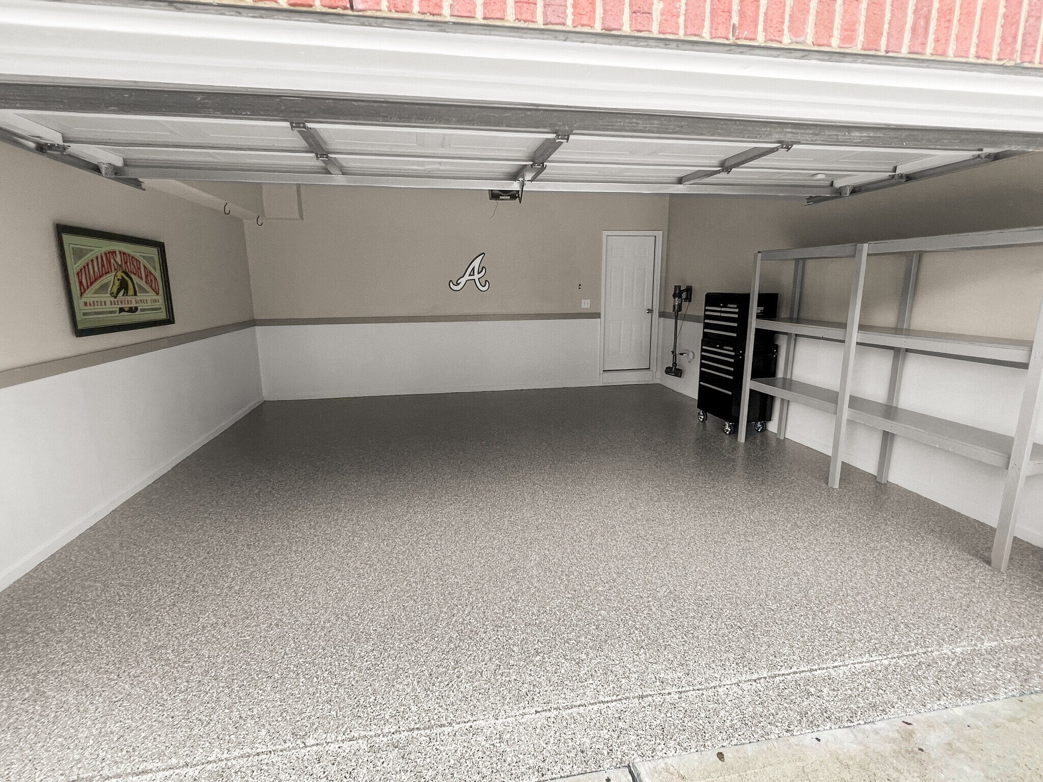 Building Photo - 1106 Glenrose Dr SE