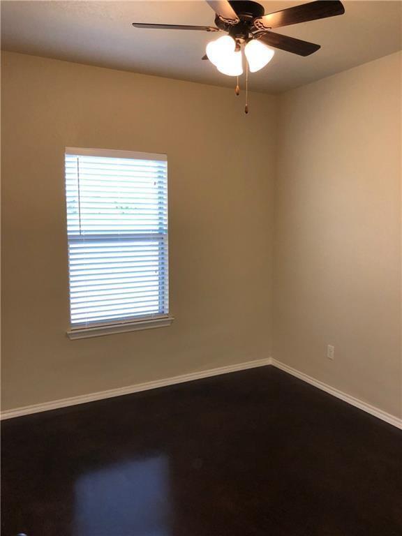 Building Photo - 398 Jack Rabbit Ln