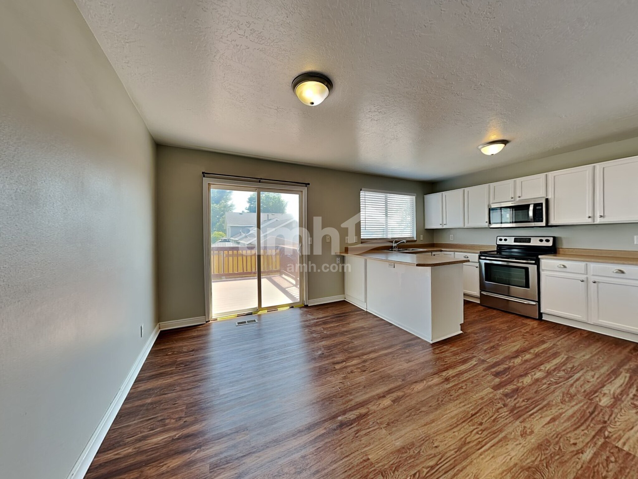 Building Photo - 927 W 2400 N St