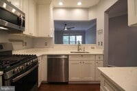 Building Photo - 12913 Alton Square