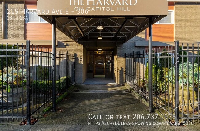 Building Photo - 219 Harvard Ave E