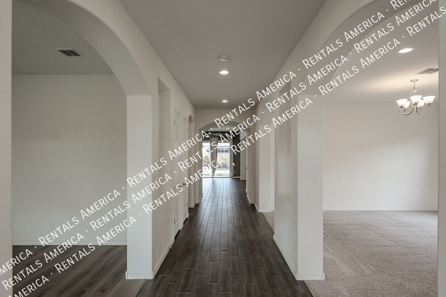 Building Photo - 22366 E Sentiero Dr