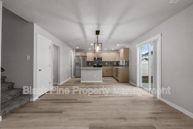 Building Photo - 11116 W Langit St