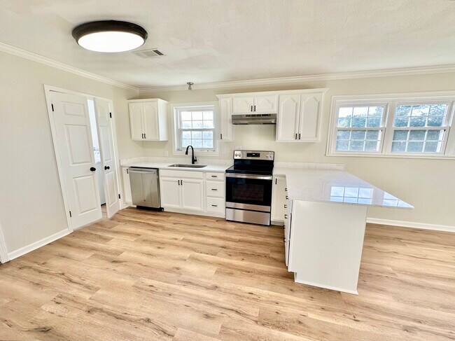 Building Photo - 2709 Countrywood Rd