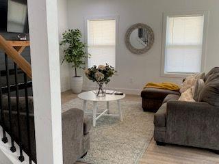 Building Photo - 987 Fair St SW