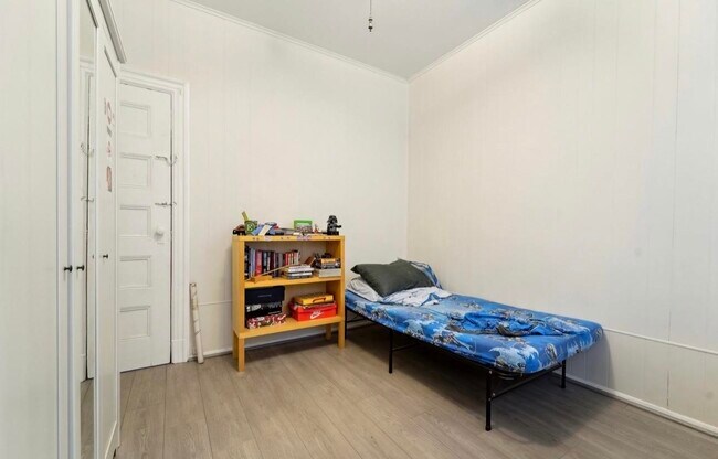 Building Photo - 21-23-23 48th St