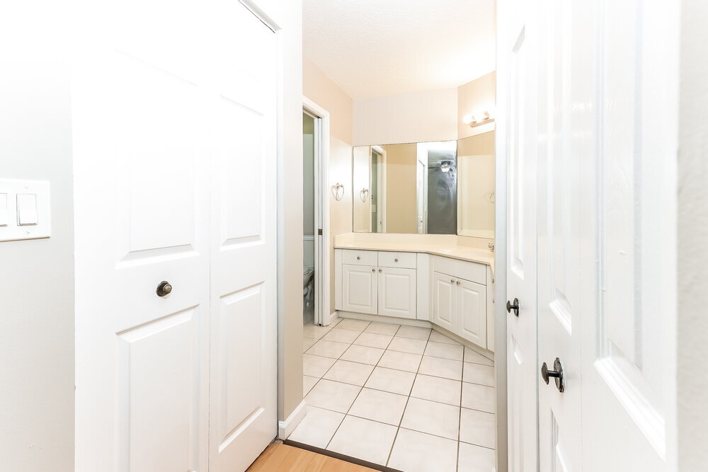 Building Photo - 116 Brook Woode Ave