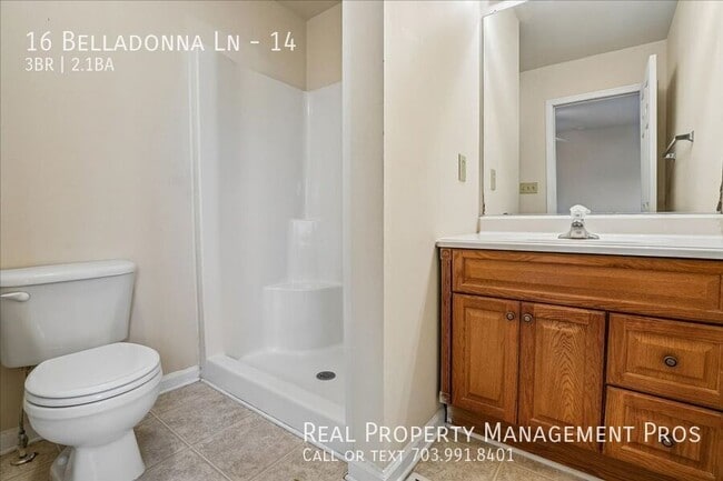 Building Photo - 16 Belladonna Ln