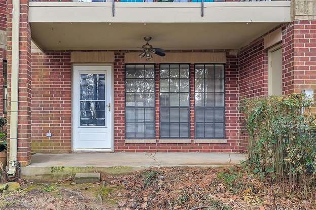 Building Photo - 200 Panorama Dr
