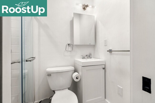 Building Photo - Furnished Bedroom with Private Bath in Jamaica Plain