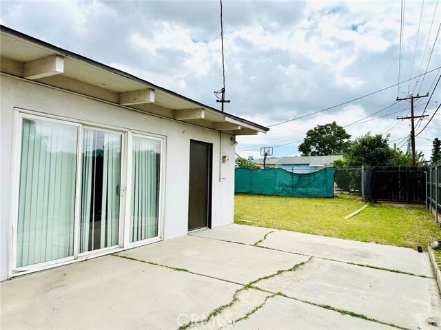 Building Photo - 400 E Fernfield Dr
