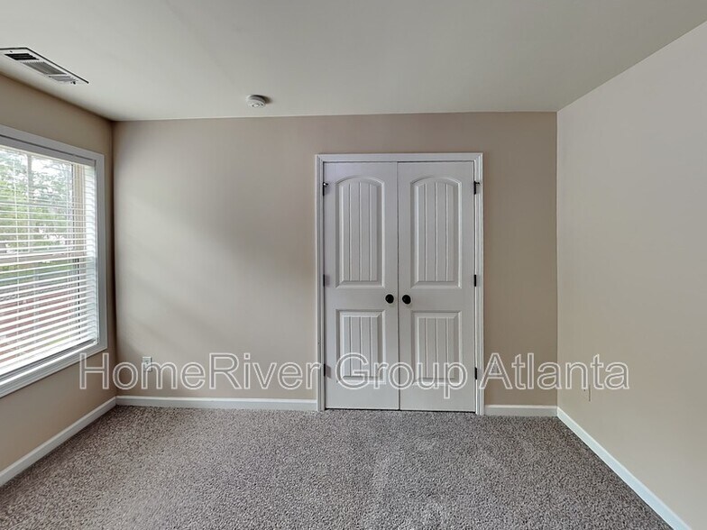 Building Photo - 5237 Blossom Brook Dr